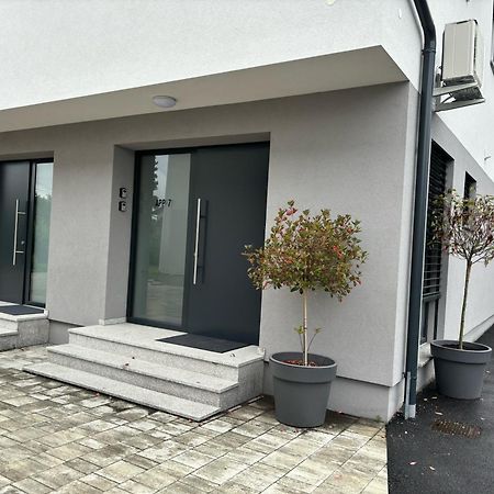Apartmaji Cepon Ljubljana Exterior photo